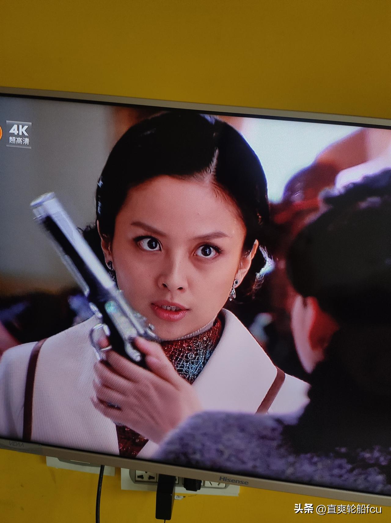原来《来不及说我爱你》里面的剧情结局是和小说是不一样的，原著中更虐，慕容四少最终
