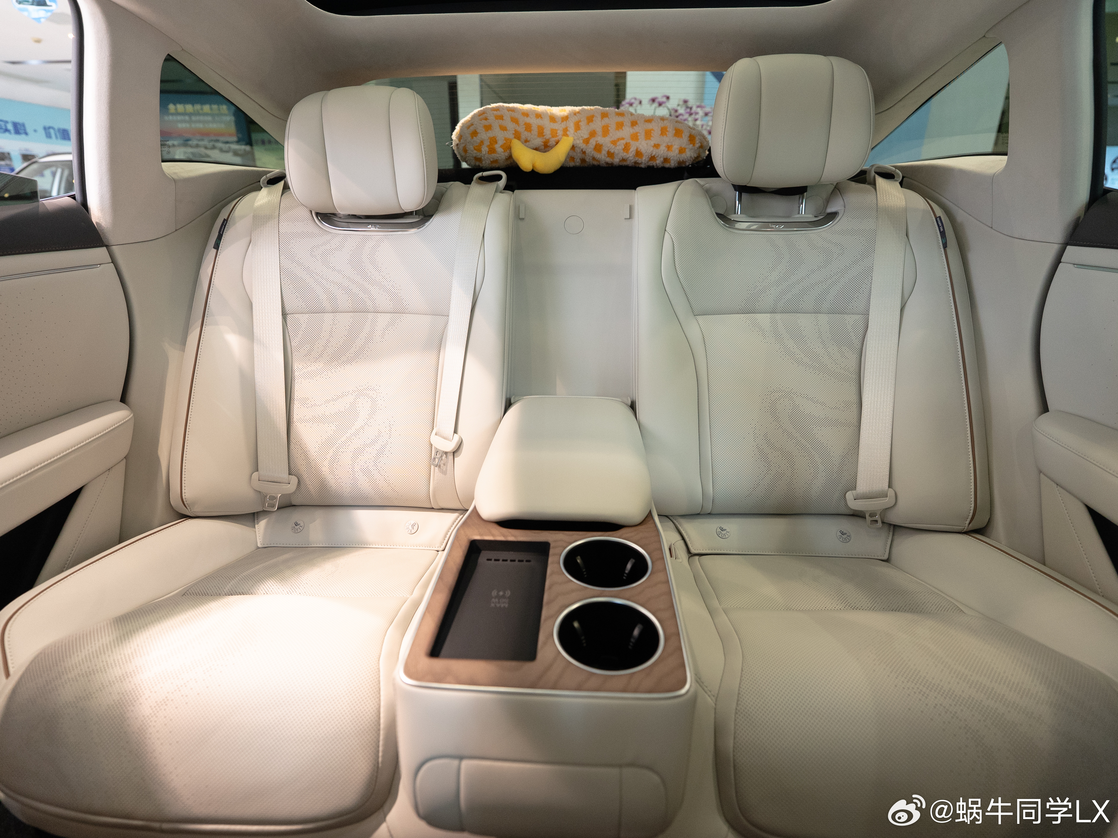 3月5日，广汽丰田新能源又一款力作铂智7开启预售。作为广丰智电转型重磅旗舰车型，