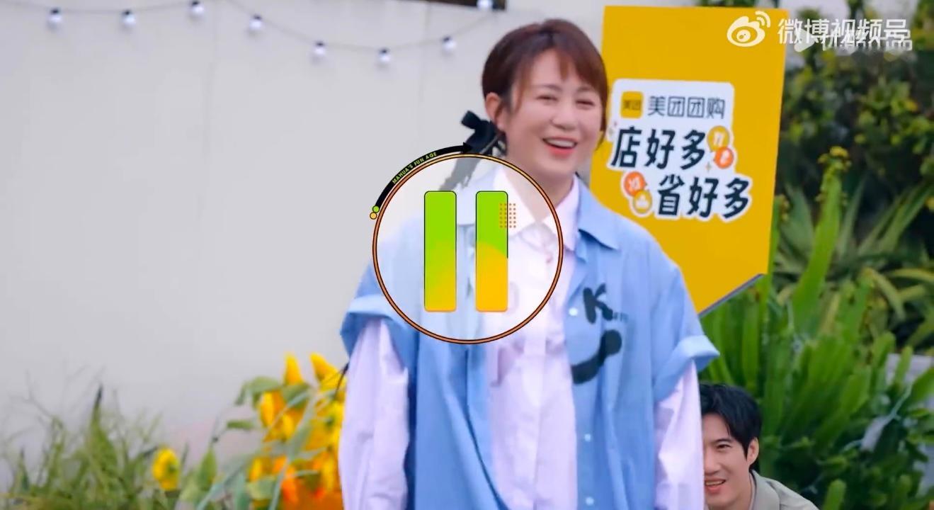 沈腾夸马丽是16岁的少女当“kisskissshyshy”的音乐响起，马丽跳舞的