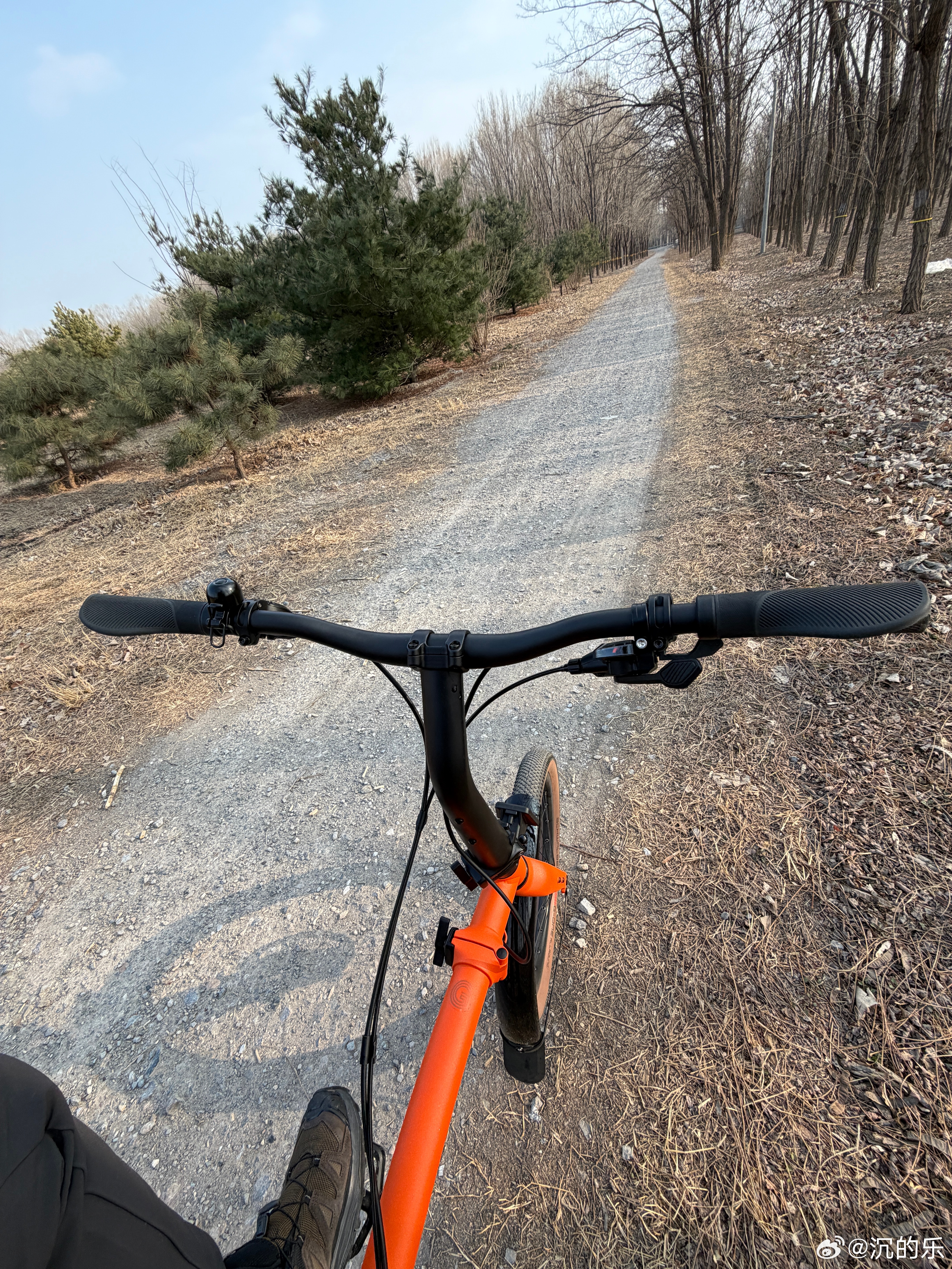 大家有没有骑行耳机推荐啊？骨传导和夹耳式怎么选哦？ 北京