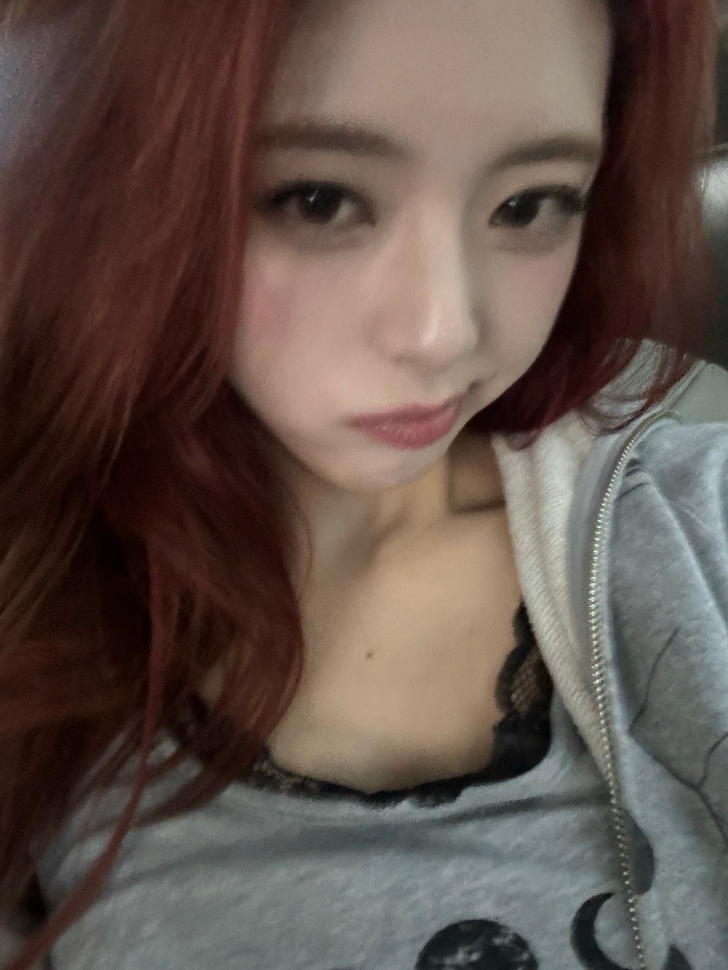 ♥️🤍♦️💬*申有娜 ​​​