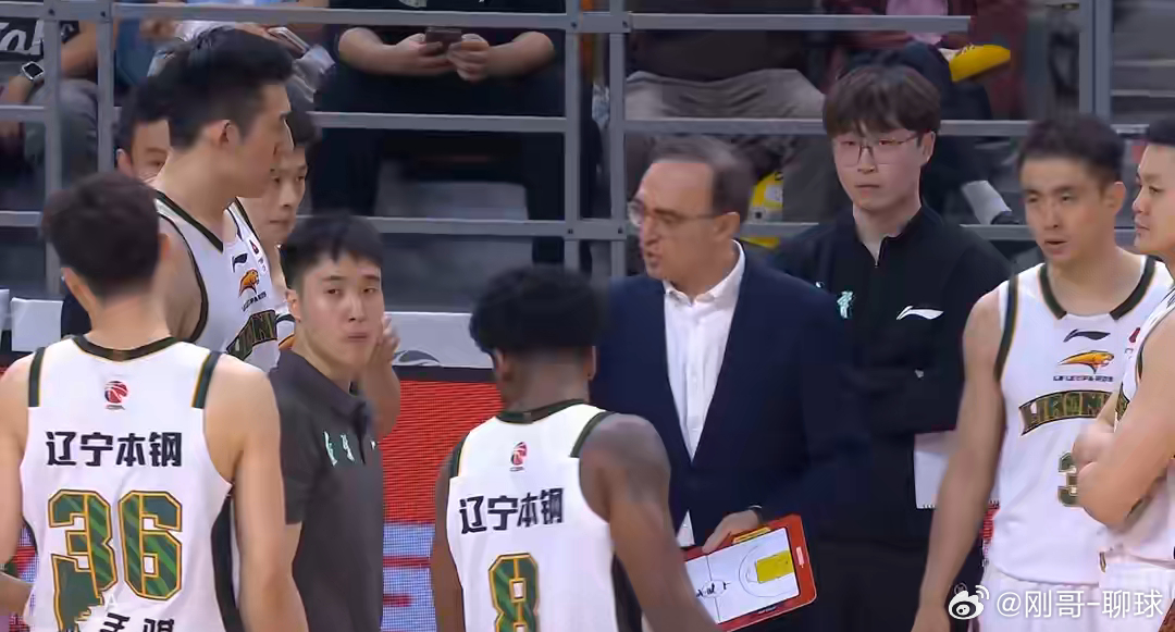 CBA辽粤大战：辽宁89-73轻取广东 豪取5连胜 付豪26+9莫兰德21板统治