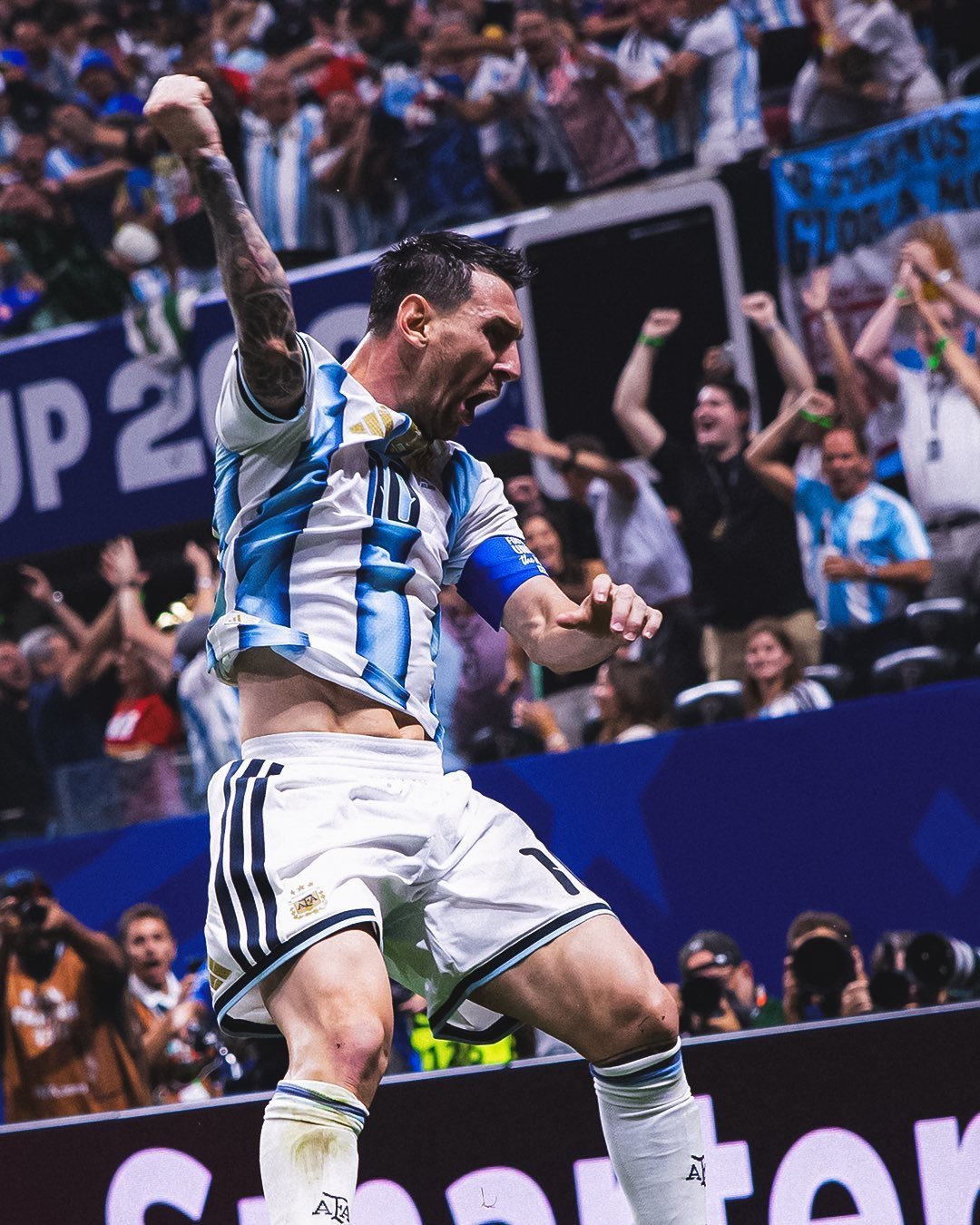 🚨🇦🇷 最新消息：梅西当选对阵埃及比赛的全场最佳球员！💫阿根廷vs埃及梅