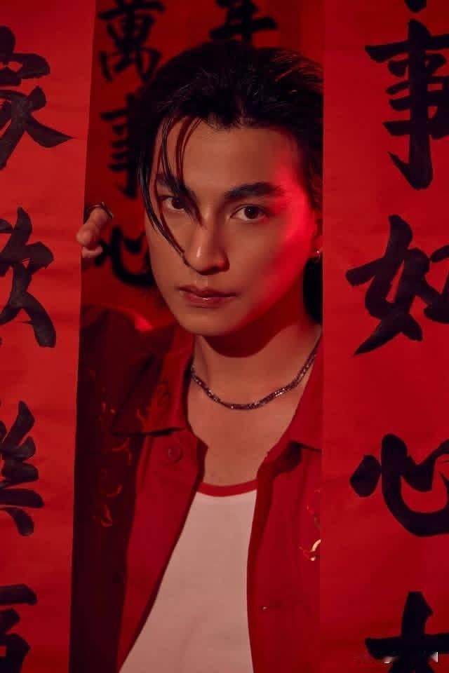 泰星的迎新春look。。Gulf、Kem、Mookda、Mint、Zee、NuN