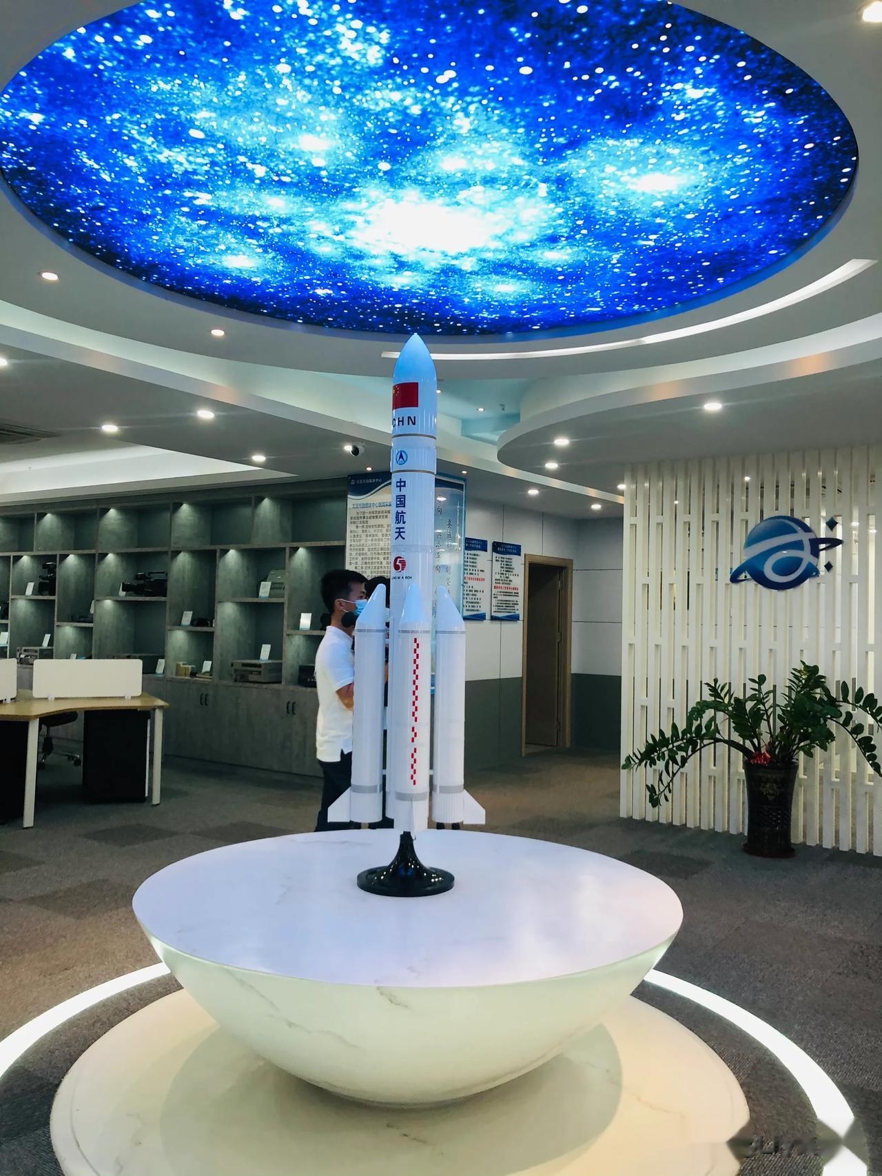 #海南自由贸易港# 阳春三月、春暖花开，由中共海南省委网信办主办，中共文昌市委网
