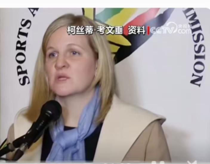 当全运会的圣火在粤港澳大地的夜空下熊熊燃起，当刘德华压轴登场的歌声引发山呼海啸，