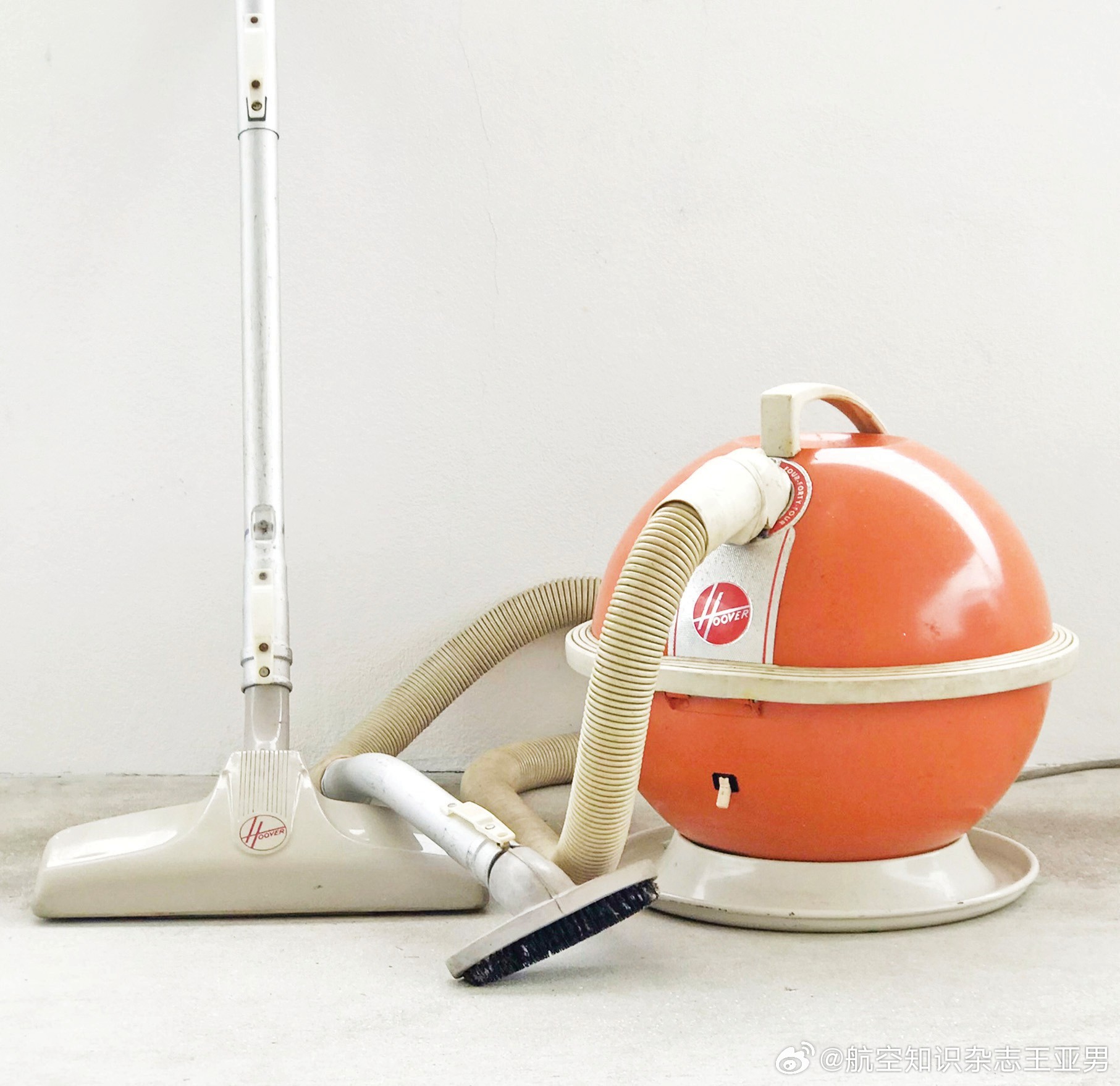 #航空创作计划# 火箭助力人类进入宇宙空间之后，世界跨进了太空时代。在人们心中，