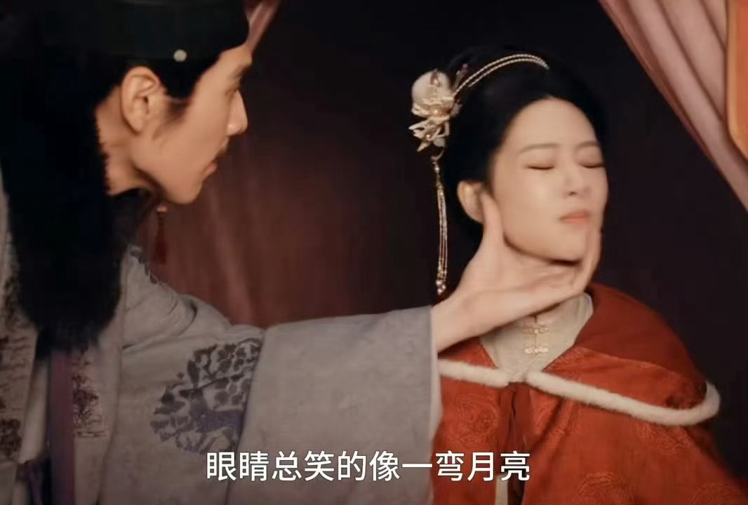 杨紫王梓豪对峙戏里戏外反差💡凭借细腻演技塑造对立人设，一个阴狠一个刚烈，戏外友