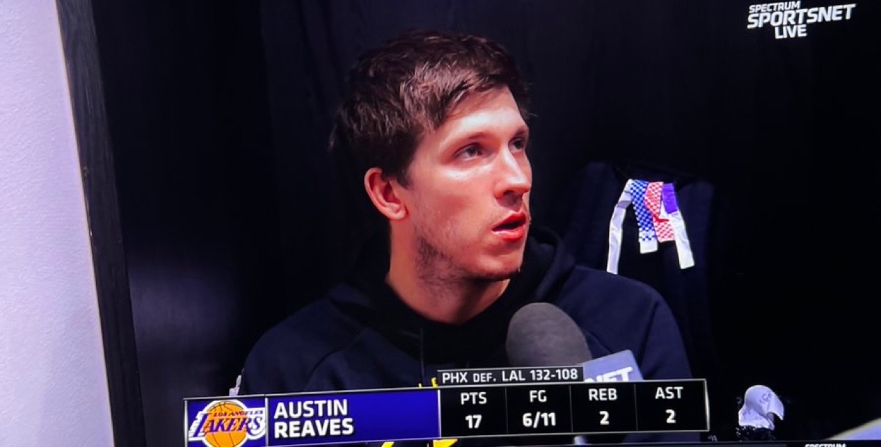 里夫斯谈湖人如何提升防守：“我认为关键就在于每个回合都要五人联动做好防守。每个人