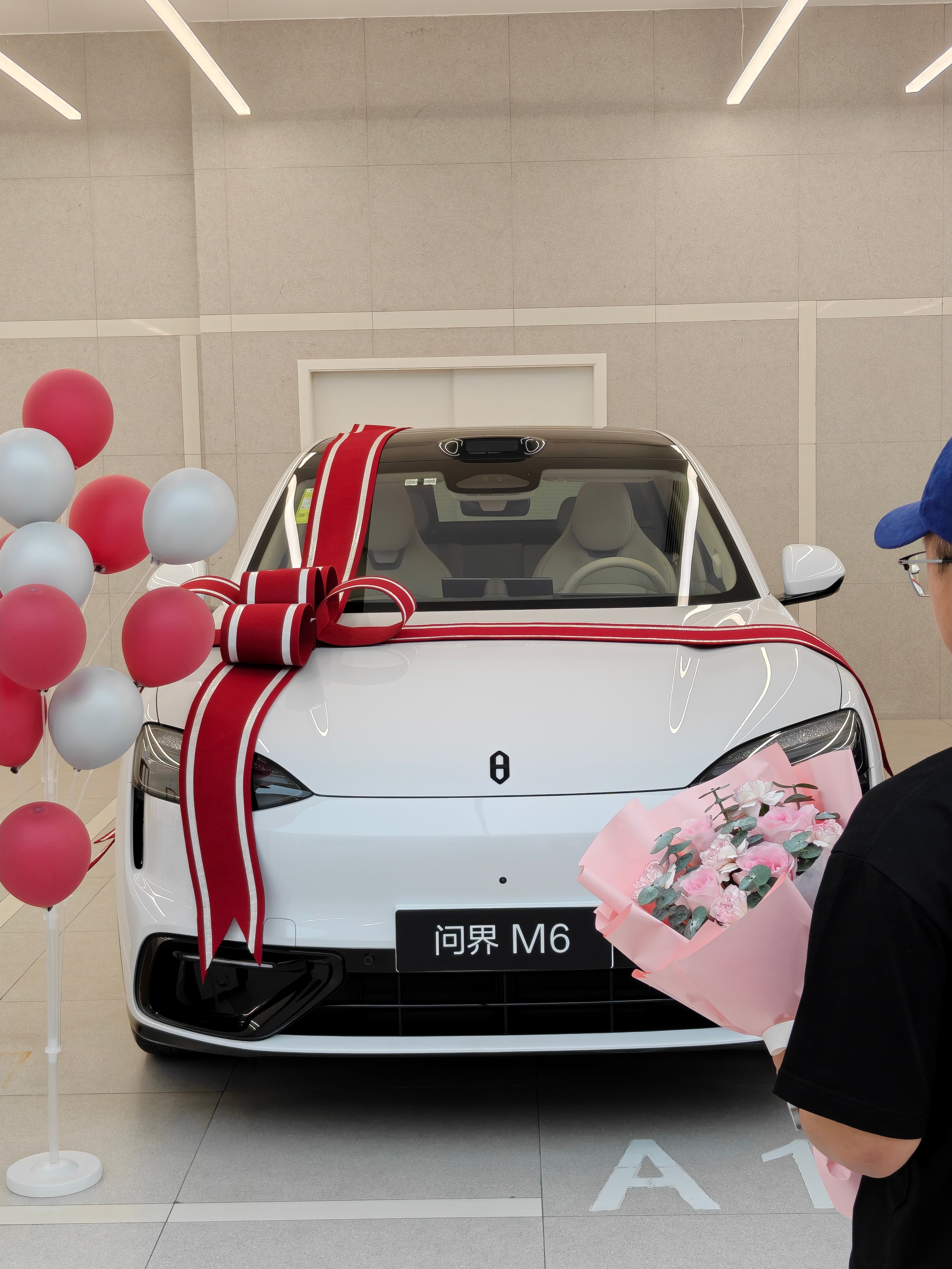 今天落地广州，火速去把我的问界M6提了为什么会选问界M6增程Max+，主要原因是