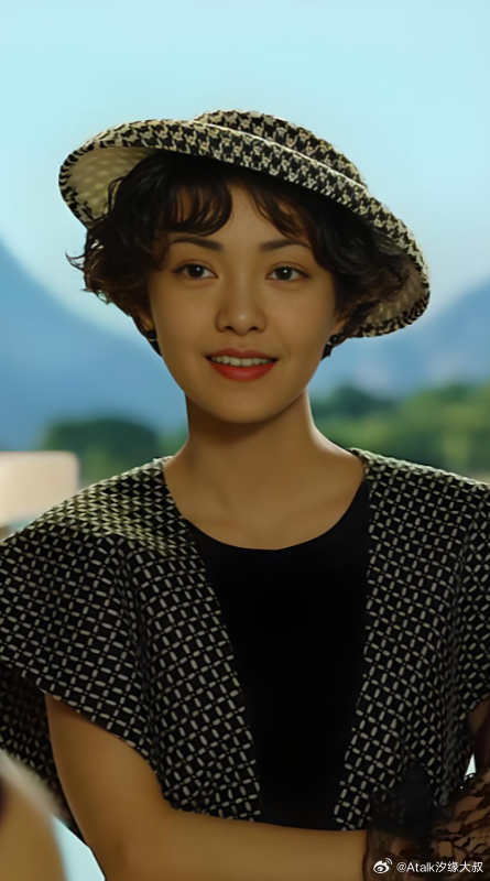 此女命，1993年嫁给了一个年长自己60多岁的台湾富豪。大家看看命理逻辑？ 
