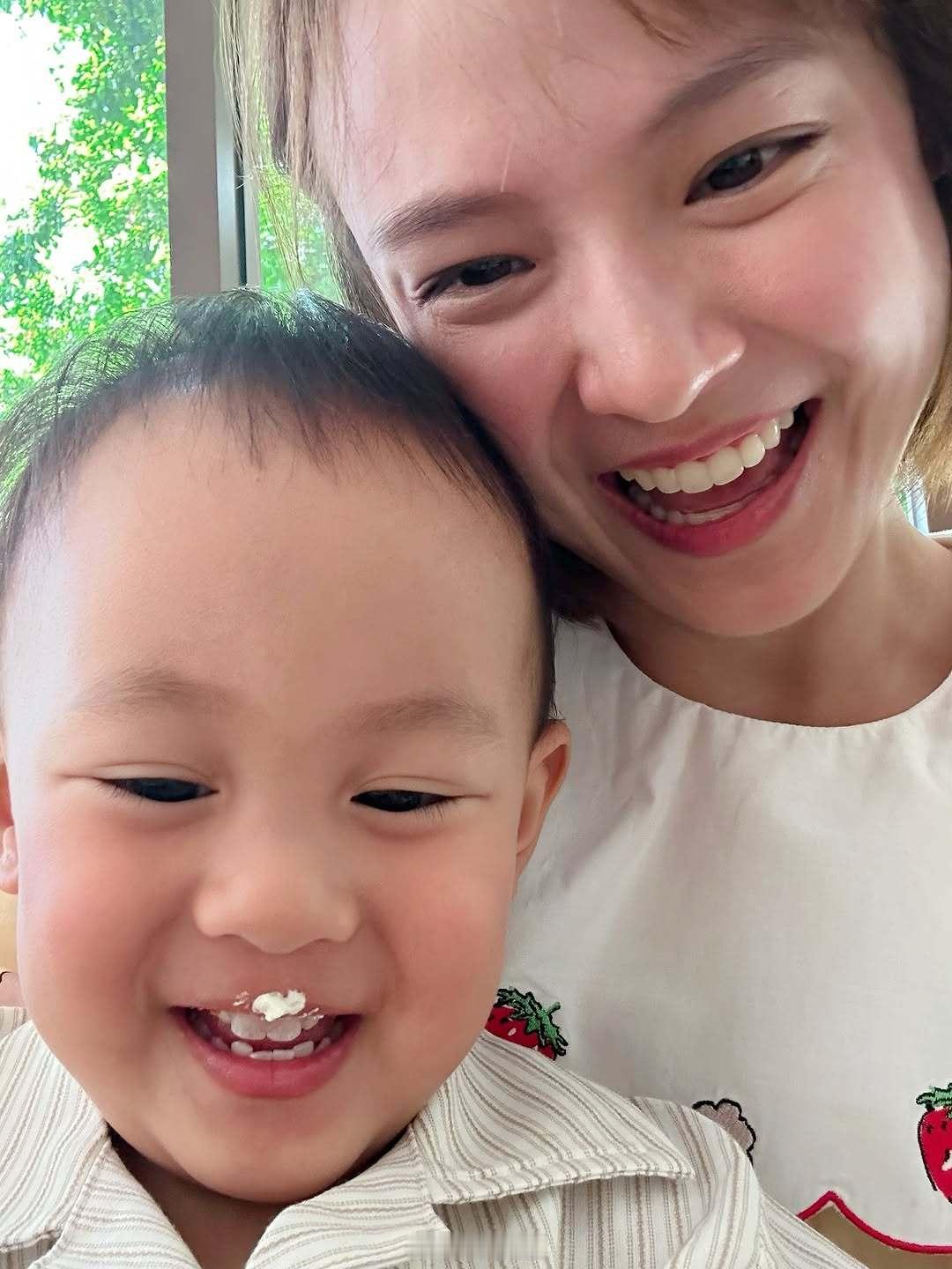 Dan & Patti的这对龙凤胎泰可爱了！麻袋准备好了，一起去组团偷娃