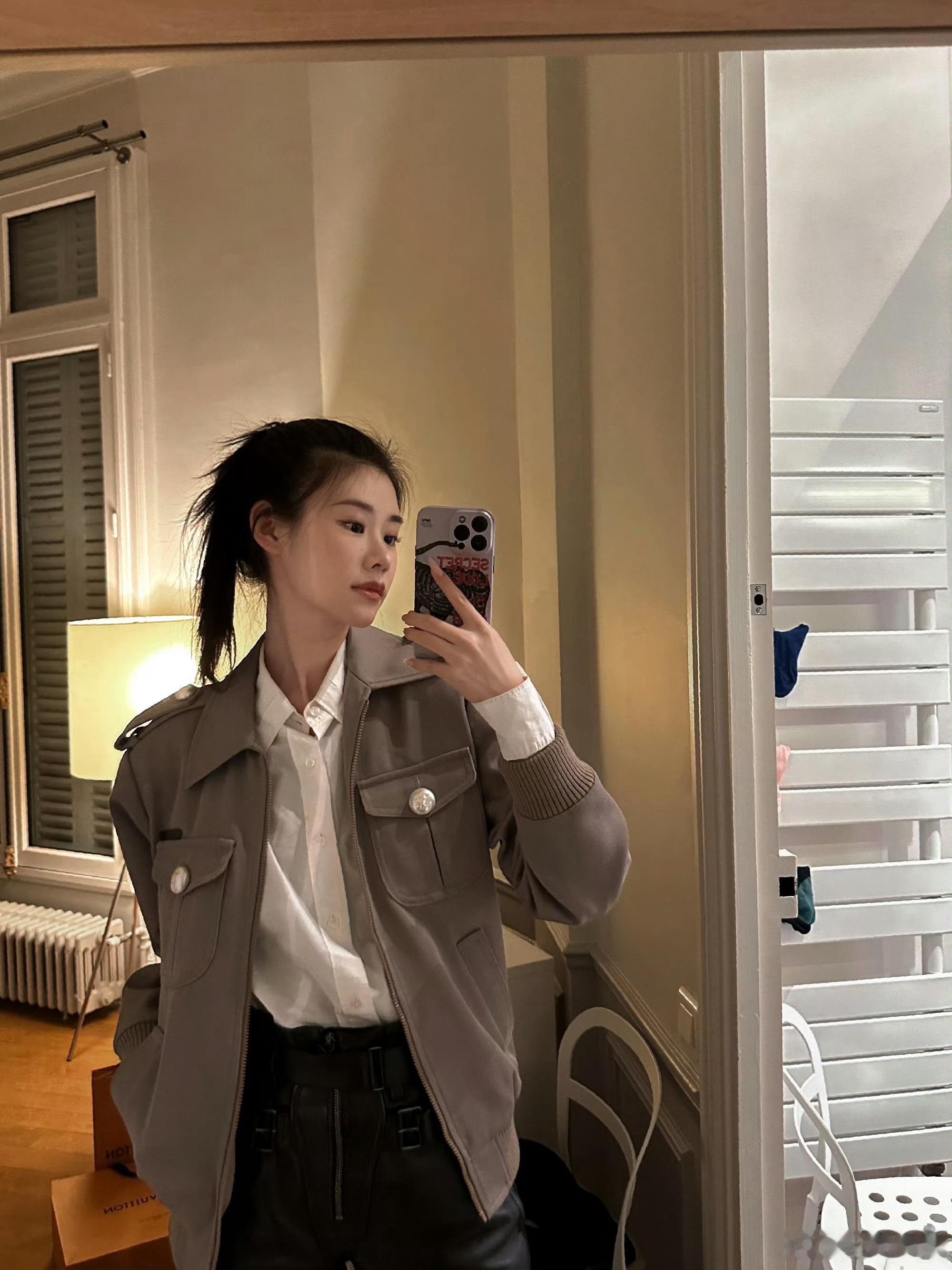 程十安改名姜乘澜回归从旧名字到本名姜乘澜圆满归来，藏着对妈妈姓氏的温情传承，也藏