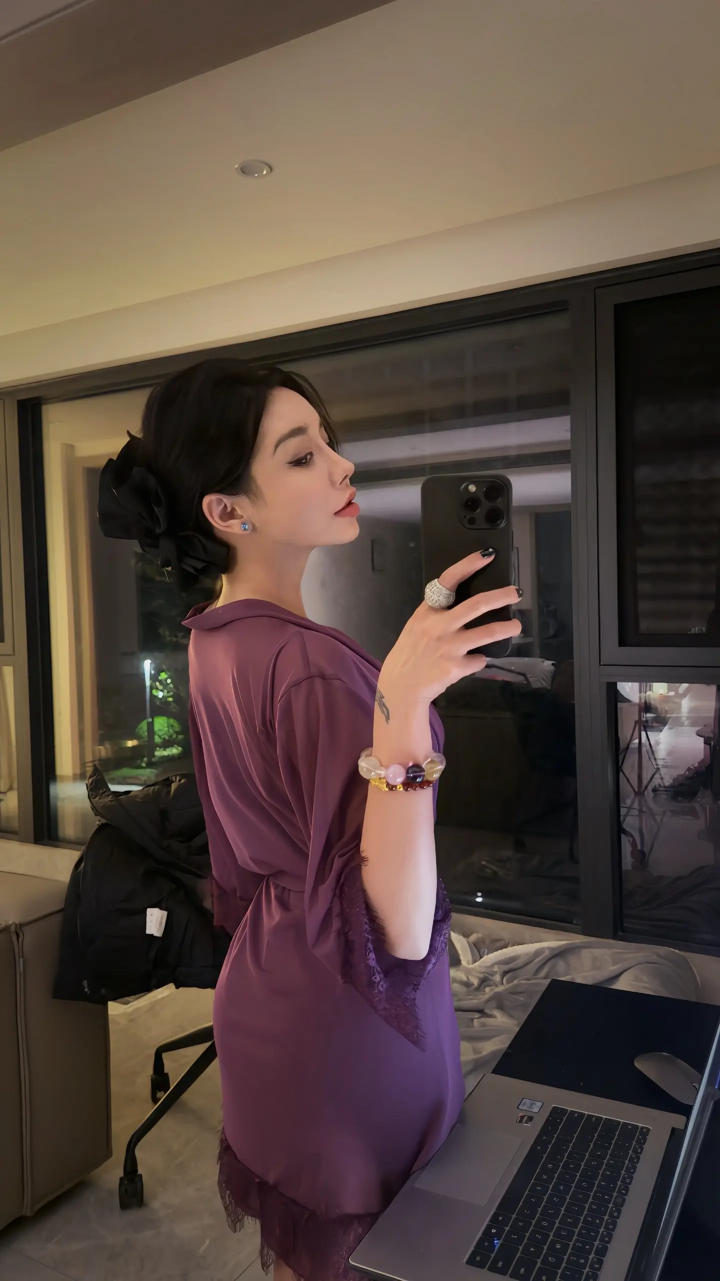 妹妹说紫色很有韵味。