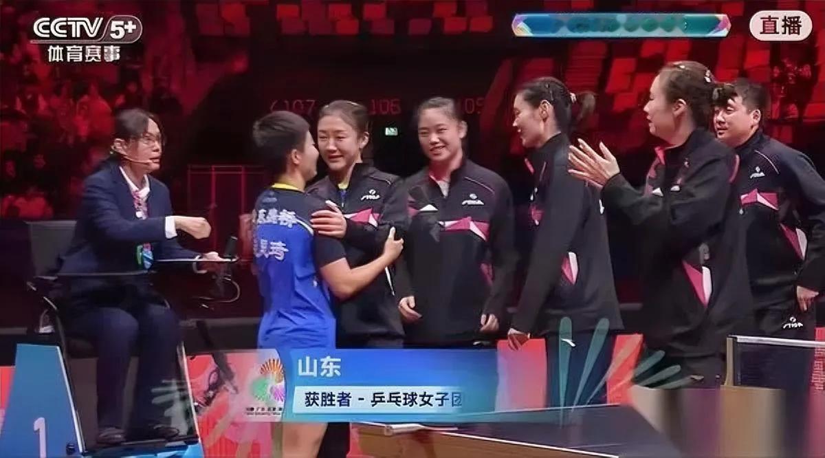 山东女团杀疯了！

这次连解说都被打懵了

全运会女团决赛现场，山东队在0:2落