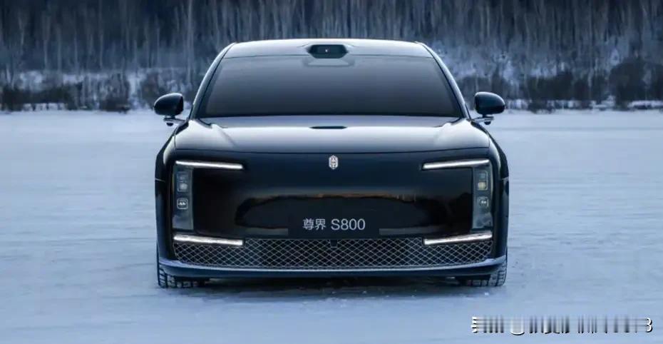 洋葱这辈子恐怕都没想到，自己能和百万级别的汽车——尊界 S800 产生关联！
据