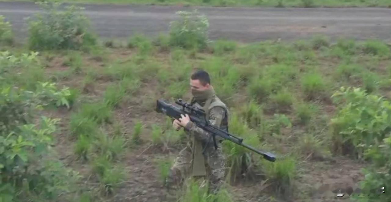 4月7日，俄罗斯“瓦格纳”雇佣兵部队狙击手在中非战场，使用了中国制造的M99 1