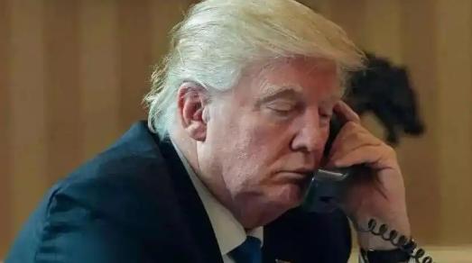 打了一个月以后，特朗普越打越急，伊朗占不到便宜，国内还面临进攻，他只好求和，但伊