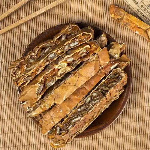 一个“挖痰”方，两味药煮水，化痰、散结、止咳
有人会说喉咙总不舒服，总咳嗽，每次