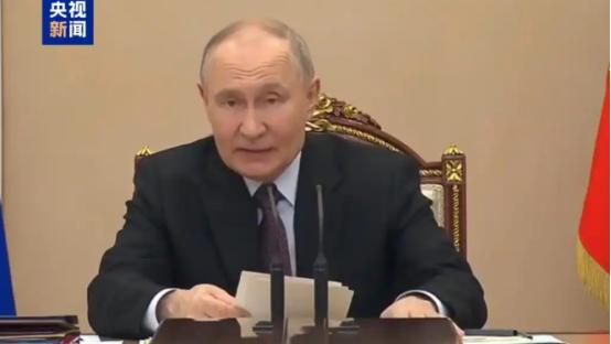 俄经济现状藏玄机，普京刚发话物价压稳，油气公司赚的外快必须先还债。
 
3月23