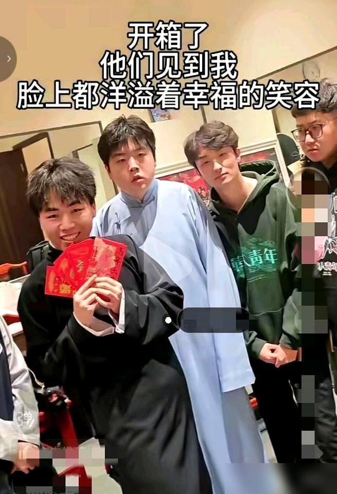 一天只干二十分钟活，这丫头硬是砸碎了老郭死守半辈子不收女徒的铁律。你猜她现在一个