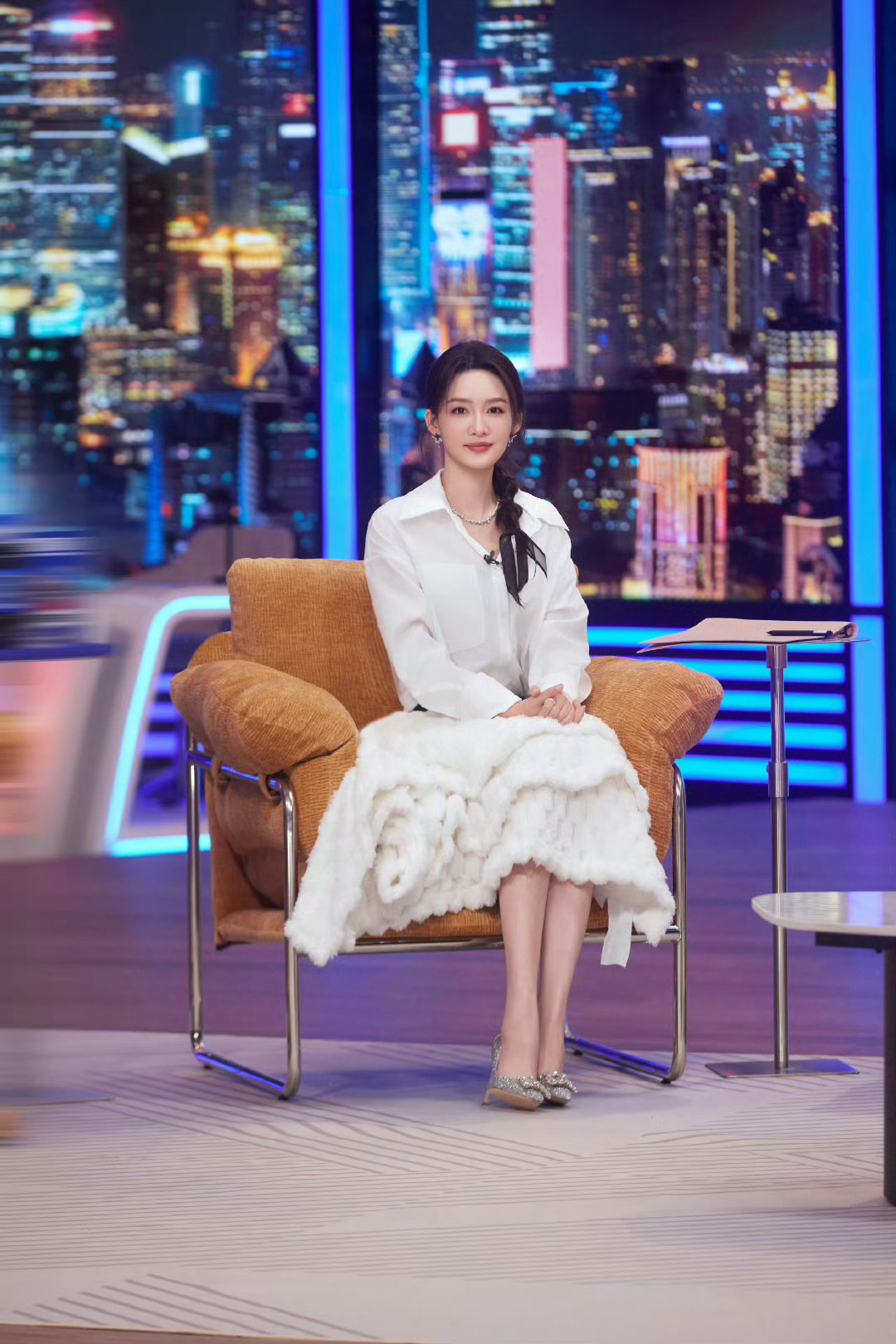 李沁 令人心动的offer7李沁在《令人心动的offer7》里状态绝了!白衬衫配