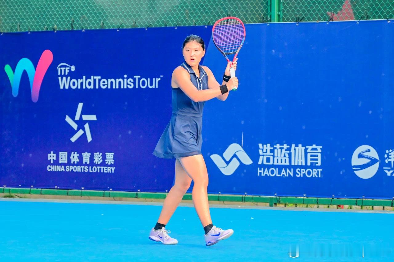 🇹🇳W15女单首轮🇨🇳米兰6-3/6-4 🇫🇷Carre🇨🇳阮紫