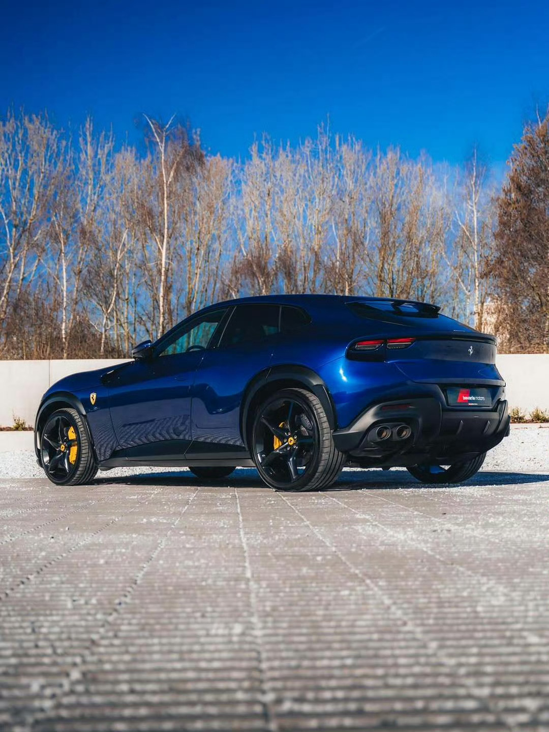 法拉利 Purosangue 