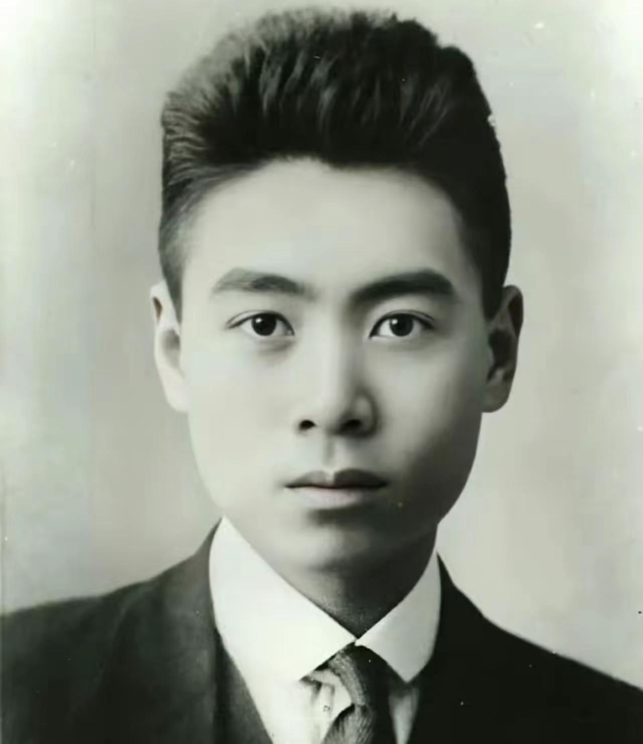 22岁，在法国勤工俭学的总理写到：“我认的主义一定是不变了，并且很坚决地要为他宣