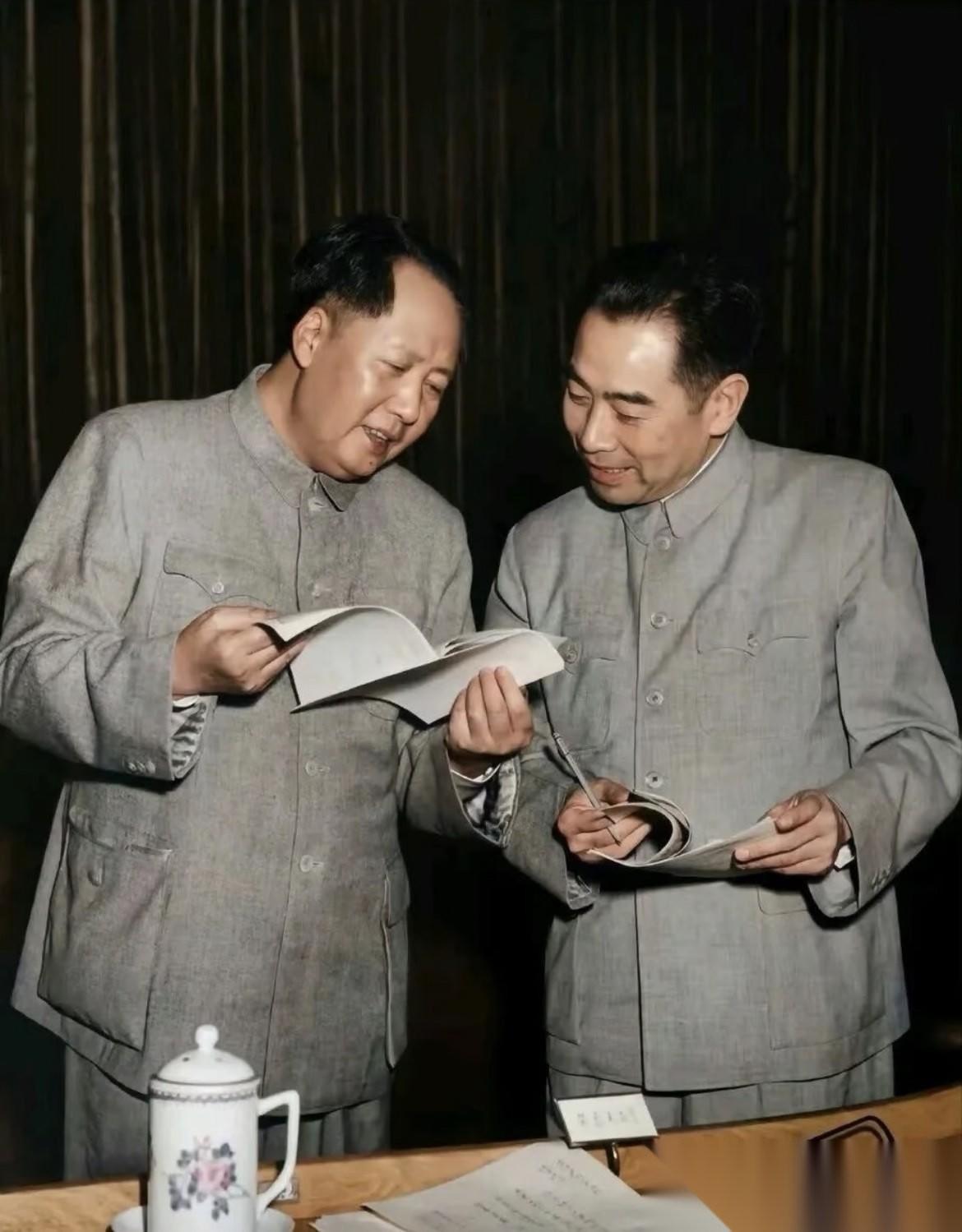 连毛主席都想不通！周总理革命50多年，数次路过家门为何绝不回乡？咱们普通老百姓得