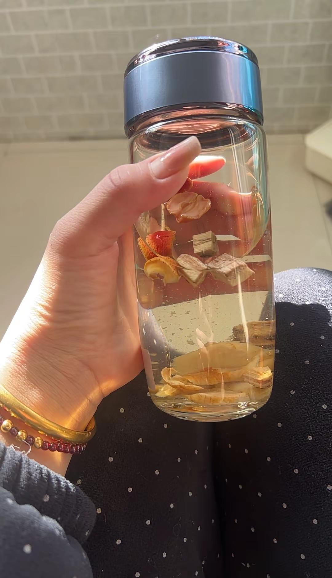 人静，心安，物简，知足～