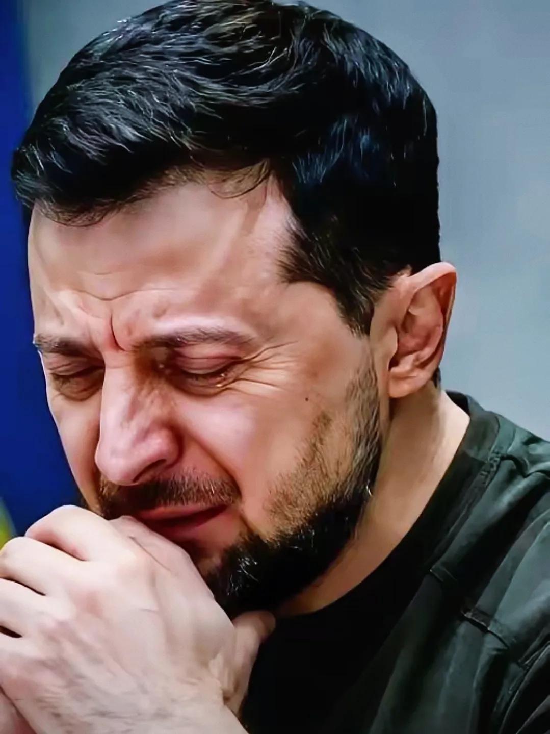 泽连斯基在爱尔兰这一嗓子，直接扯掉了一块遮羞布。

说“和平没简单方案”，翻译过