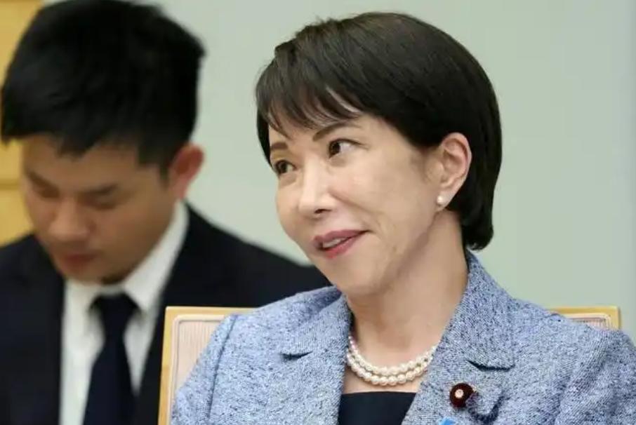 咱们驻日大使馆的一纸通知让不少人直呼干脆。
从9月14号开始，日本公民来中国的签