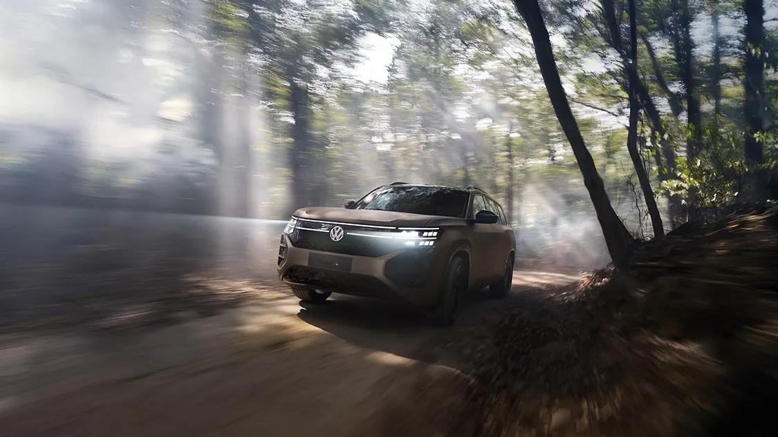 选中大型SUV总在“左右为难”？想要大空间怕丢格调，追求动力又愁油耗，想要智能配