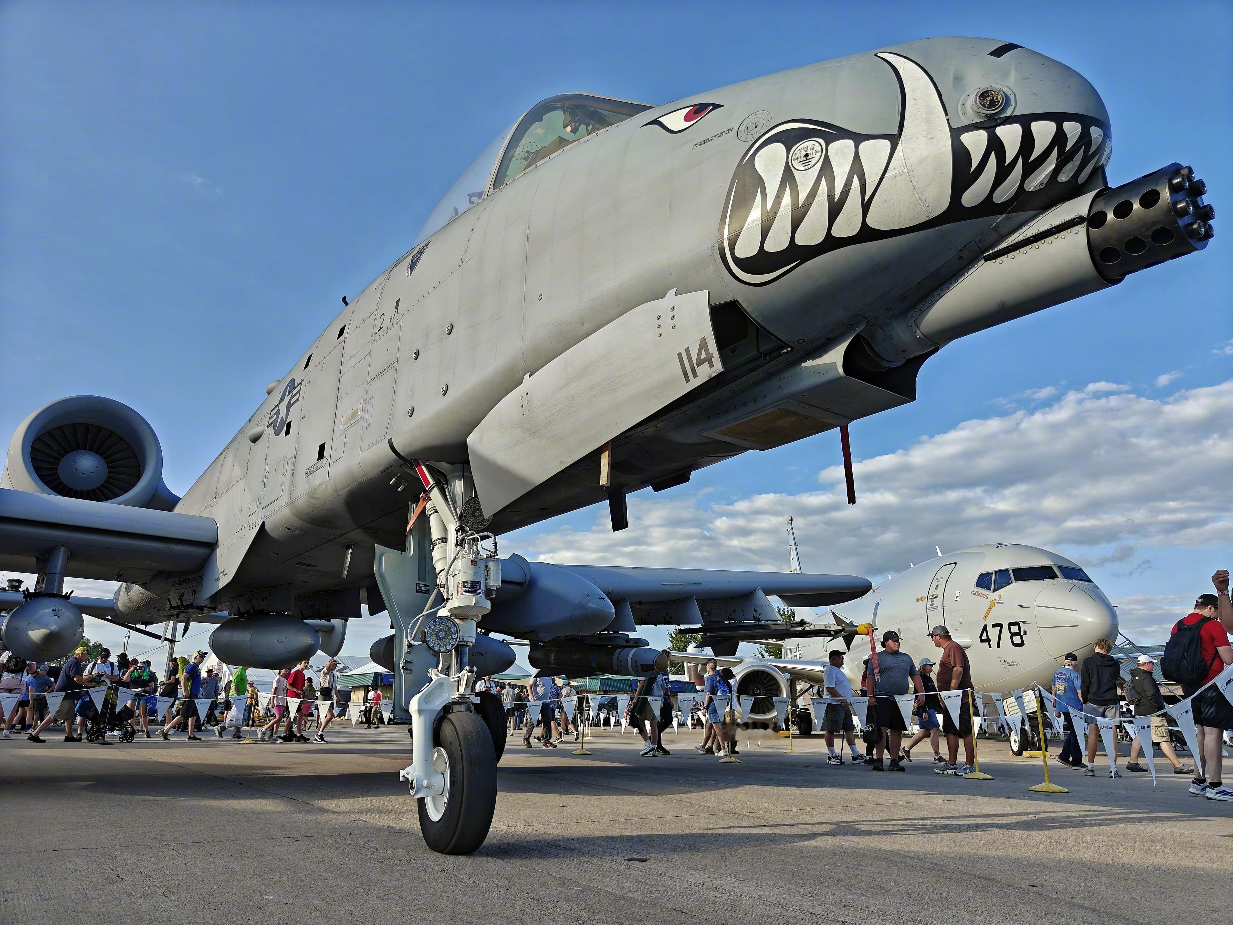 航空君航空科普 A-10一直是航展明星。航空创作计划烽火问鼎计划