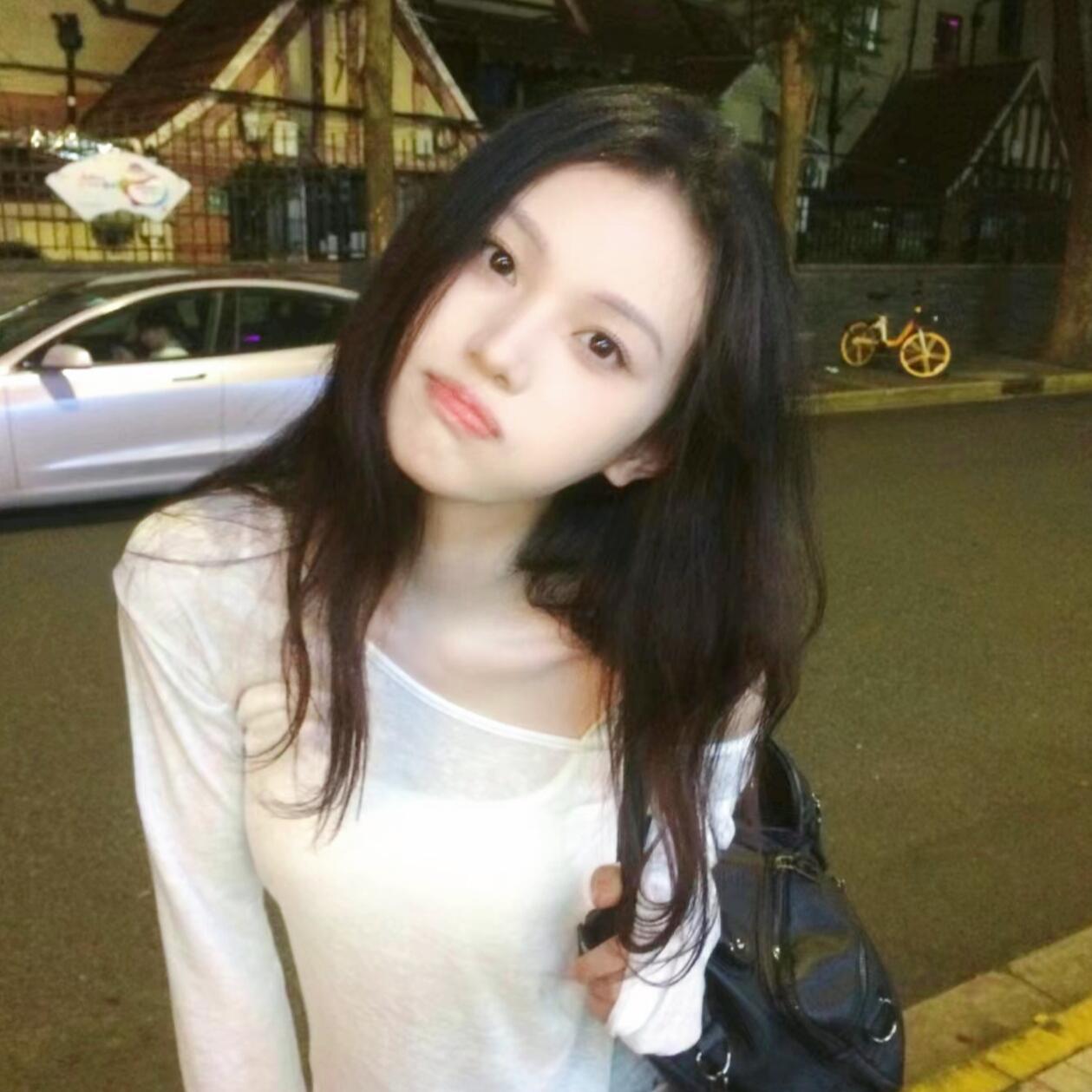 女生头像 沈羽洁🍓鲨鱼夹🦈 