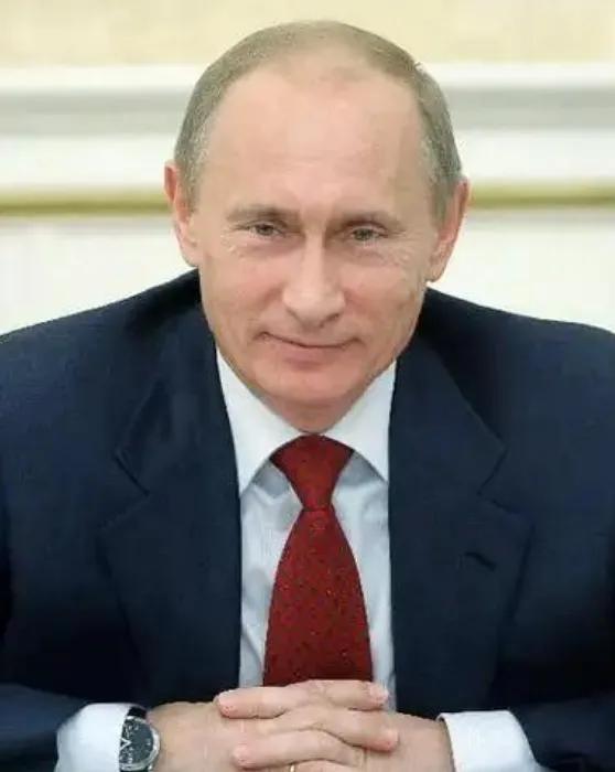 铁了心要灭掉中国？一股可怕力量来了！这回不是美国出手，普京笑到最后，俄乌冲突爆发