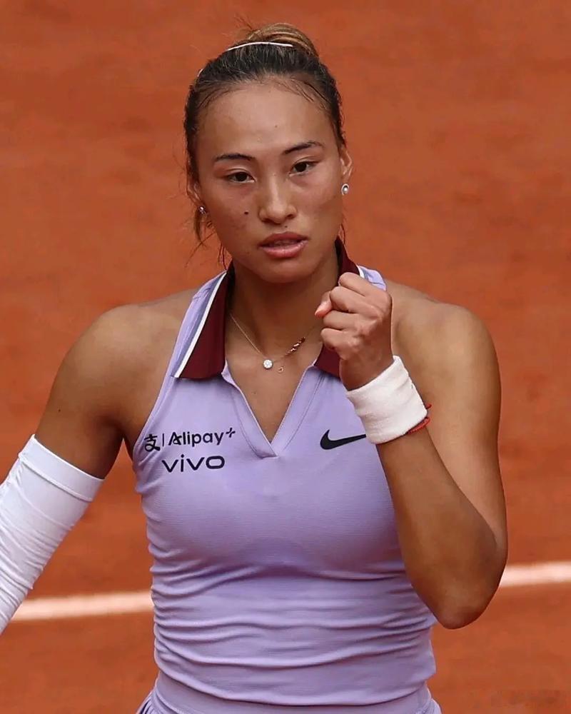 马德里郑钦文首秀时间确定明天下午开拍17：00，🇨🇳郑钦文vs肯宁🇺🇸两