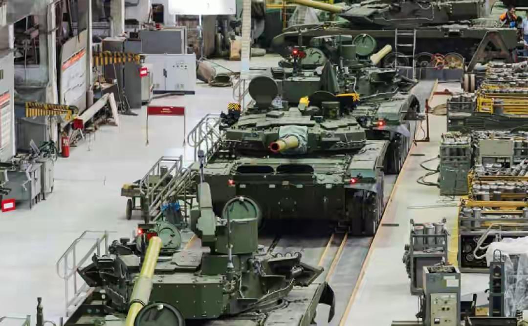 俄乌冲突刺激了俄罗斯的军工产业，使得很多军工厂都收到大量的订单，特别是一些坦克装