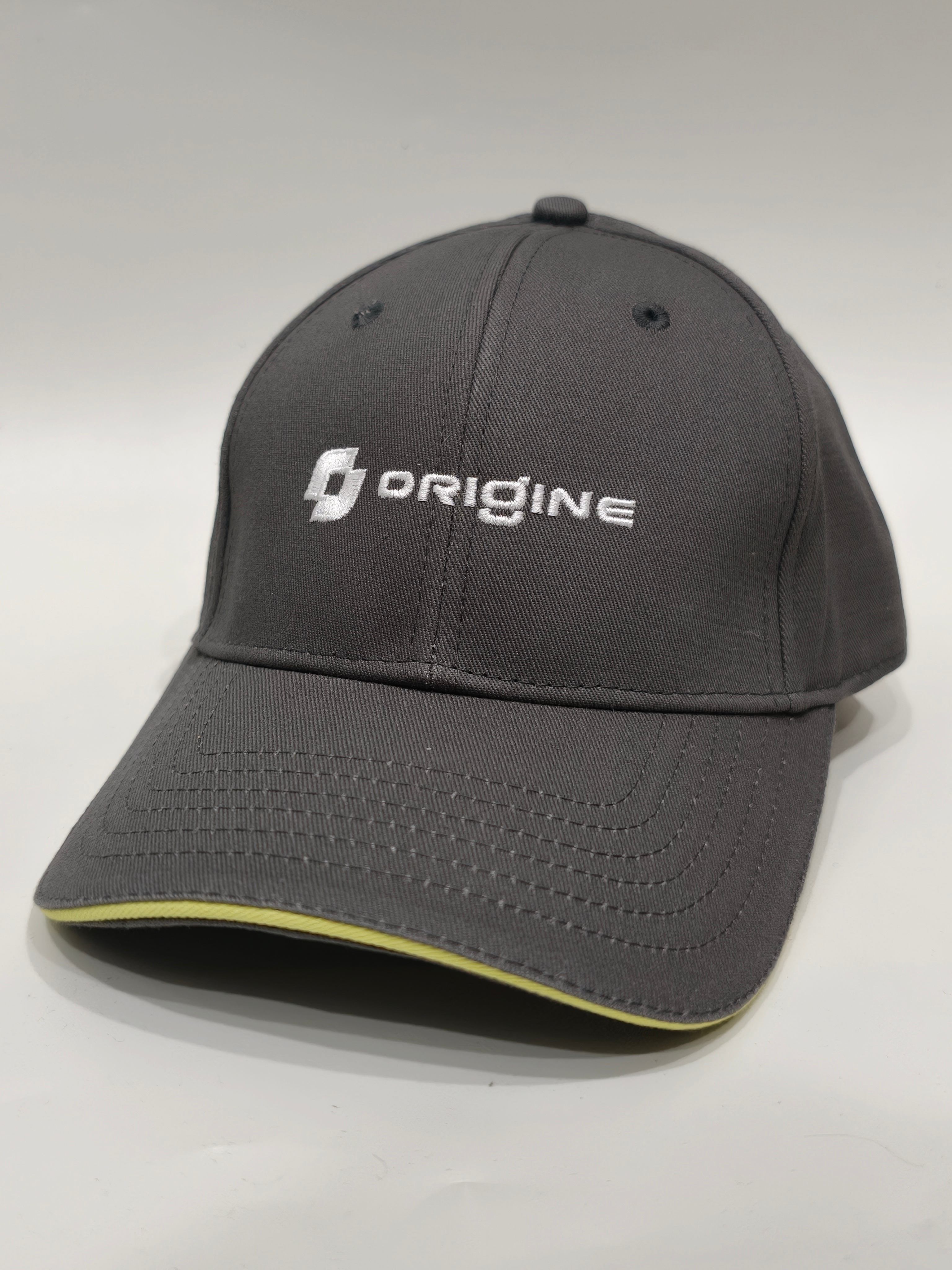 30天模型连送挑战 第222期今天【抽奖】送出的是：origine 周边棒球帽评