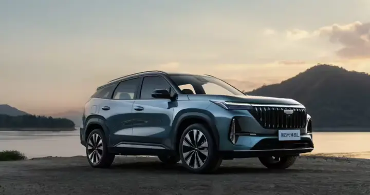 吉利官宣第四代博越 L 小蓝灯版月底上市