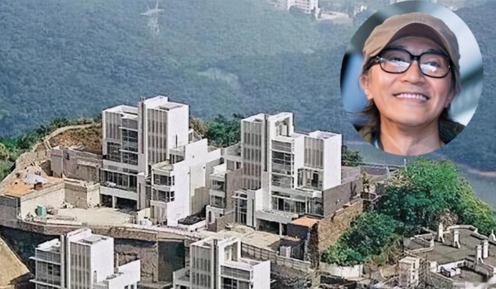 1990年，周星驰花475万买下峰景花园，朋友都笑话他:“这个地方根本就不值钱！