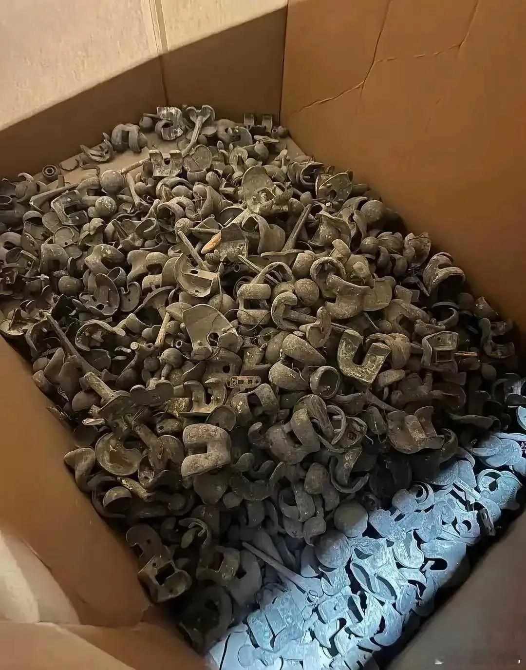 火葬场里面收集的，这是什么？ ​​​