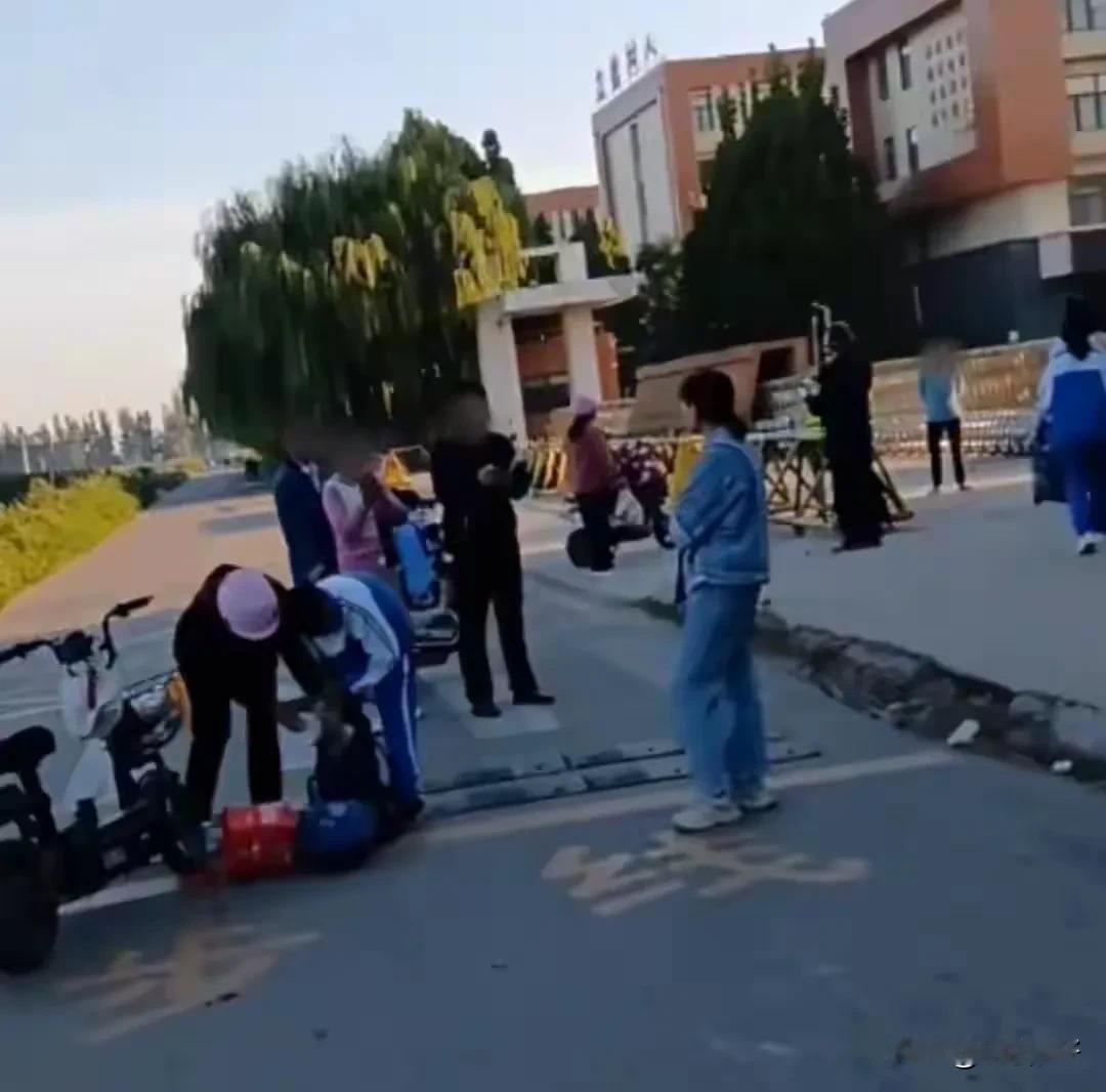 一个学校管的可真够宽的，也是够缺德的，不让学生带牛奶进学校，说是喝了凉的对身体不