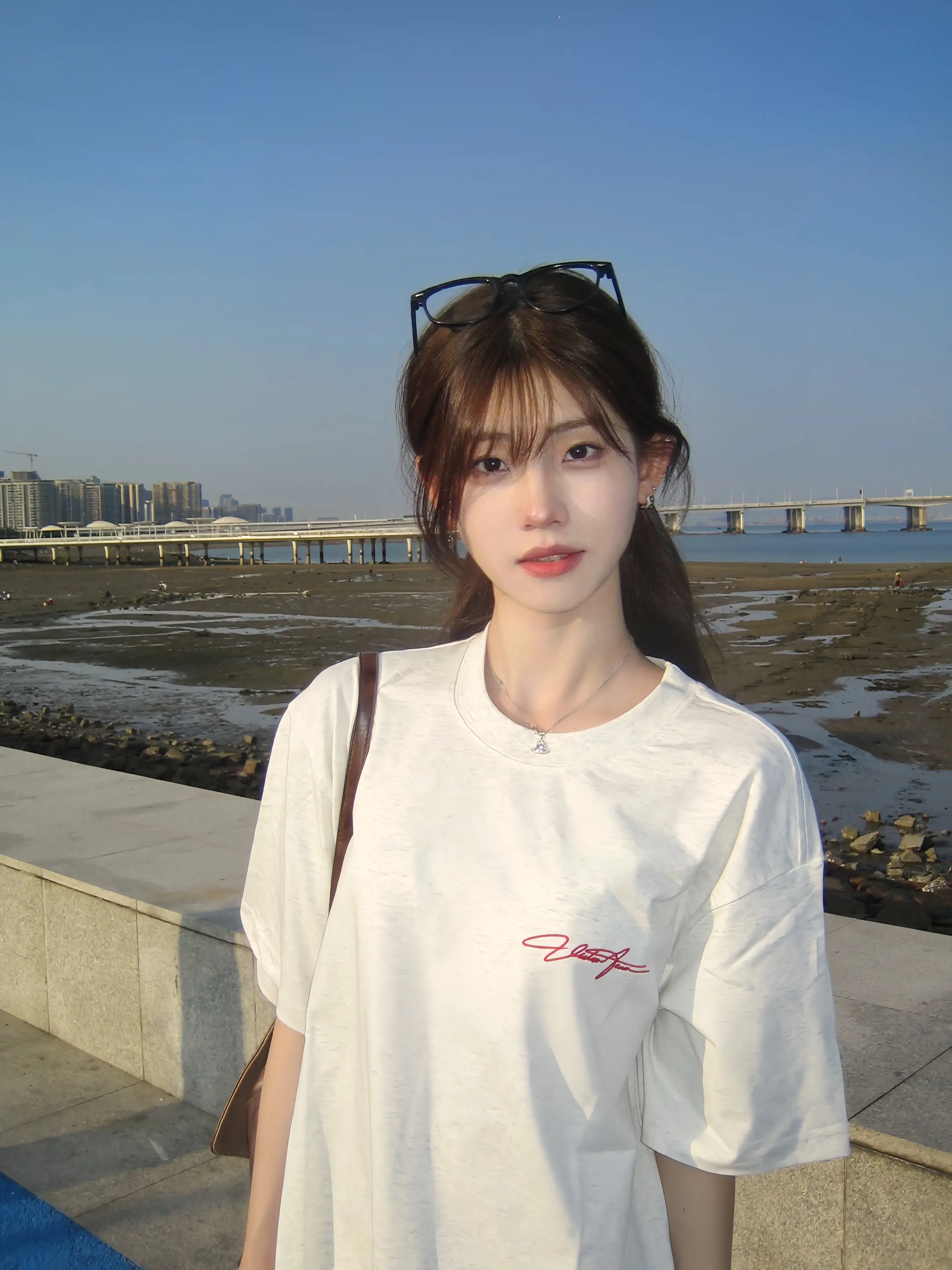 我再也不要成为任何人生命中的一点点。对了 一点点我喜欢喝四季奶青五分糖...
