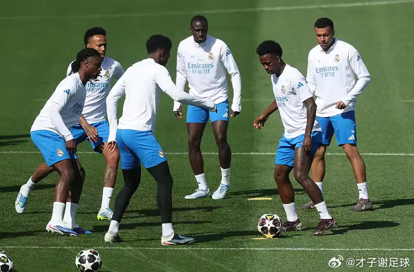 皇马即将迎来欧冠1/4决赛对拜仁的比赛。据西班牙《世界报》报道，这场比赛不仅关乎