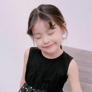 樱花树下沐春风