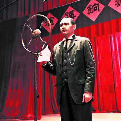 辛亥革命时，为什么没再立个朱家后人当皇帝？

因为拥立朱家后人，就不符合革命党的