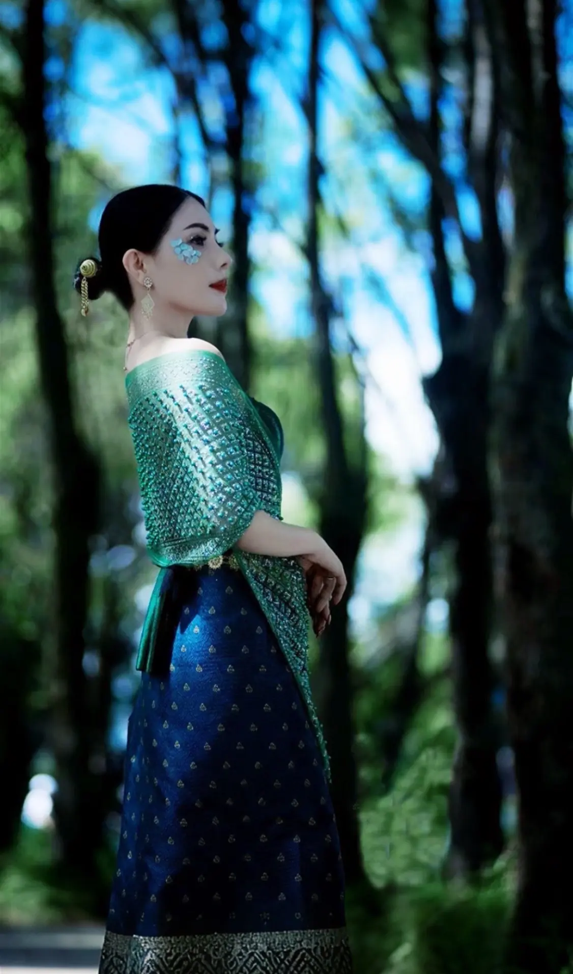 人为善，福虽未至，祸已远离，人为恶，祸虽未至，福已远离，但行好事，莫问前程