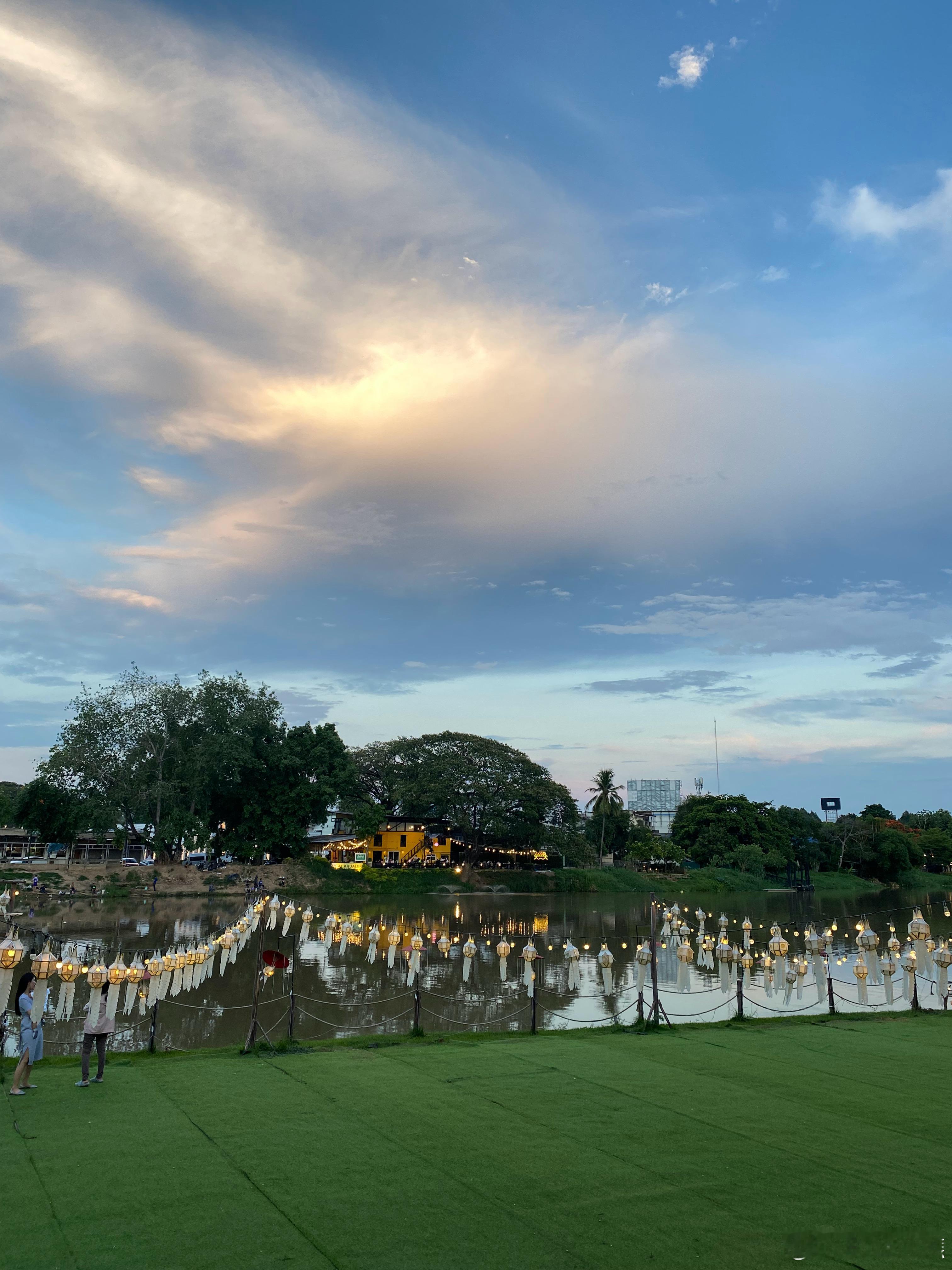 旅行摄影[超话]  苹河晚风。  ​​​